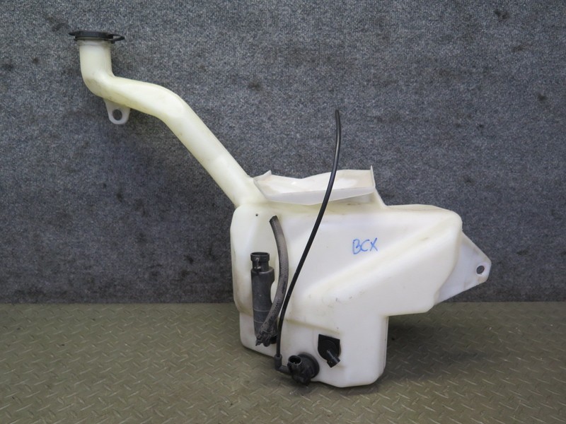 2004-2009 CADILLAC XLR WINDSHIELD WASHER RESERVOIR BOTTLE TANK 10339236