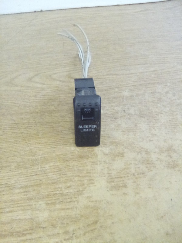 Western Star 7805-3406 Sleeper Lights Switch W/Connector