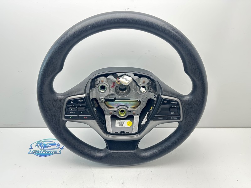 2017-2018 Hyundai Elantra Steering Wheel Leather OEM 56130-F2000