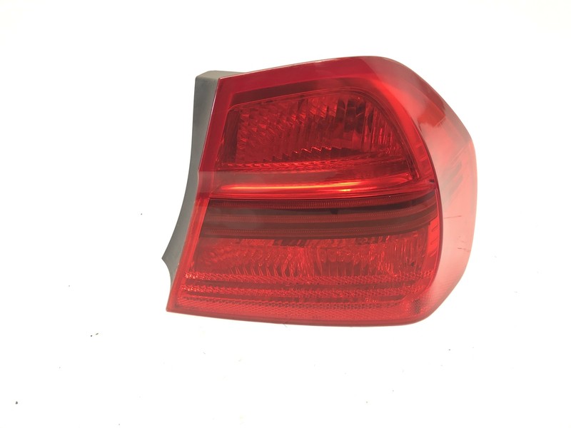 06 07 08 BMW E90 TAILLIGHT RIGHT PASSENGER SIDE OEM TAIL LIGHT 335i 328i