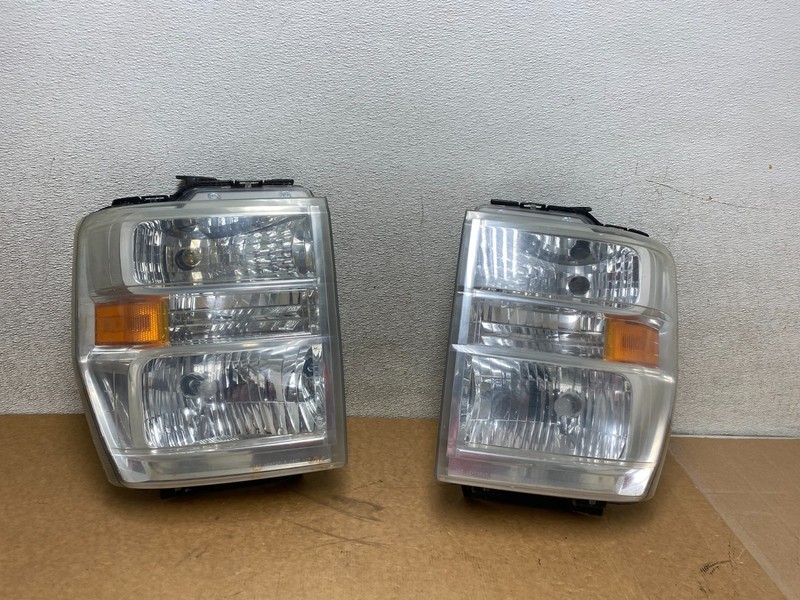 2008-2014 Ford Econoline E150 E250 E350 Left+Right Headlights S5457 DW