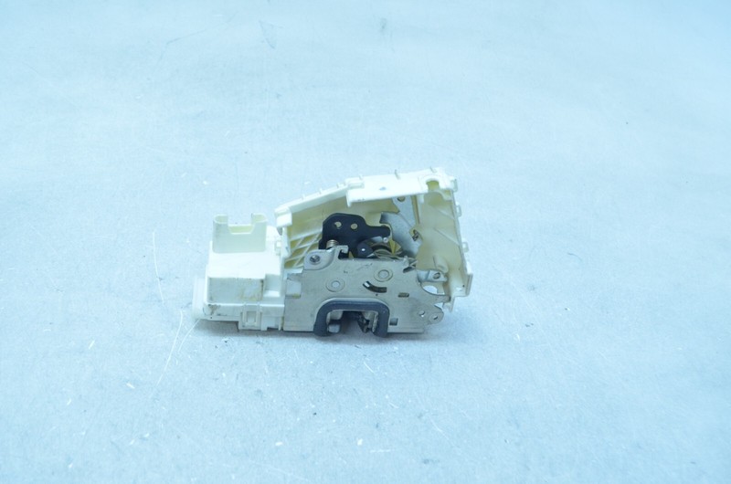 06-12 MERCEDES W251 X164 W164 ML GL R FRONT LEFT DOOR LOCK LATCH ACTUATOR OEM