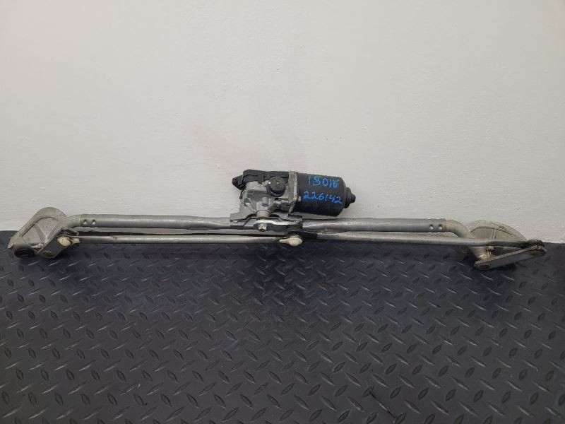 05-09 Chrysler 300 Windshield Wiper Motor OEM 05139091AA