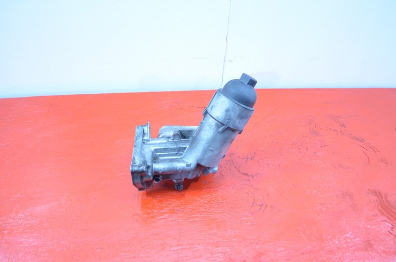 04-06 PORSCHE CAYENNE 3.2L OIL FILTER HOUSING OEM