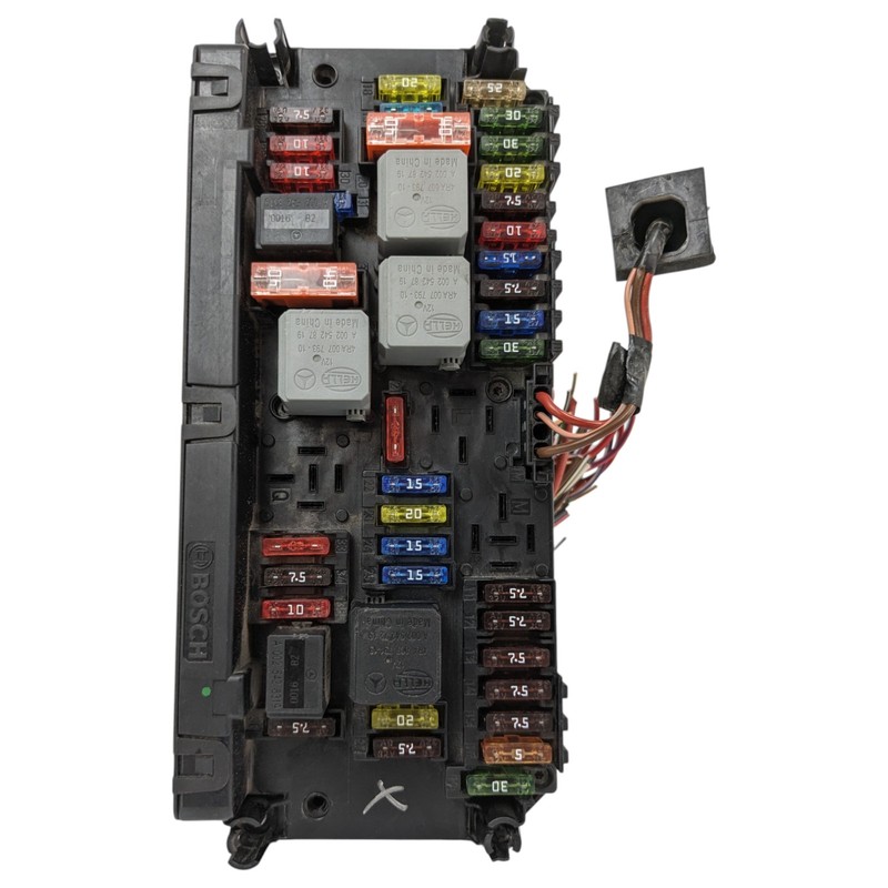 2010-2015 Mercedes W204 C-CLASS0 GLK Front SAM Relay Fuse Box Control Module OEM