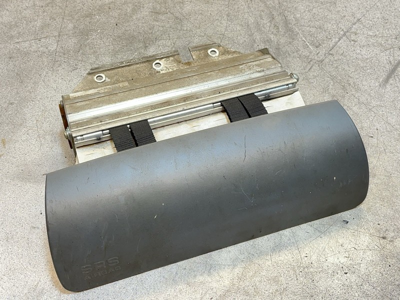 02-06 Dodge Mercedes Sprinter T1N Front Right Passenger Dash Safety Module