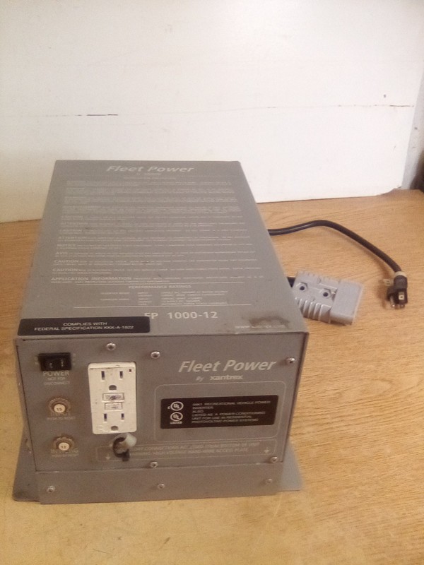 Xantrex Fleet Power FP 1000-12 Recreational Vehicle Power Inverter 81-0116-12