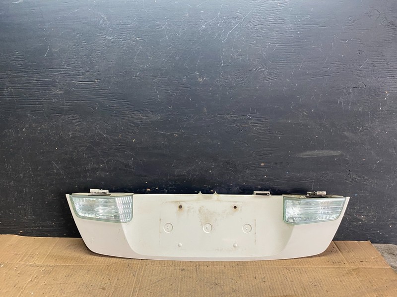 2003 - 2009 Lexus GX470 Rear License Plate Light Panel R7943 DG