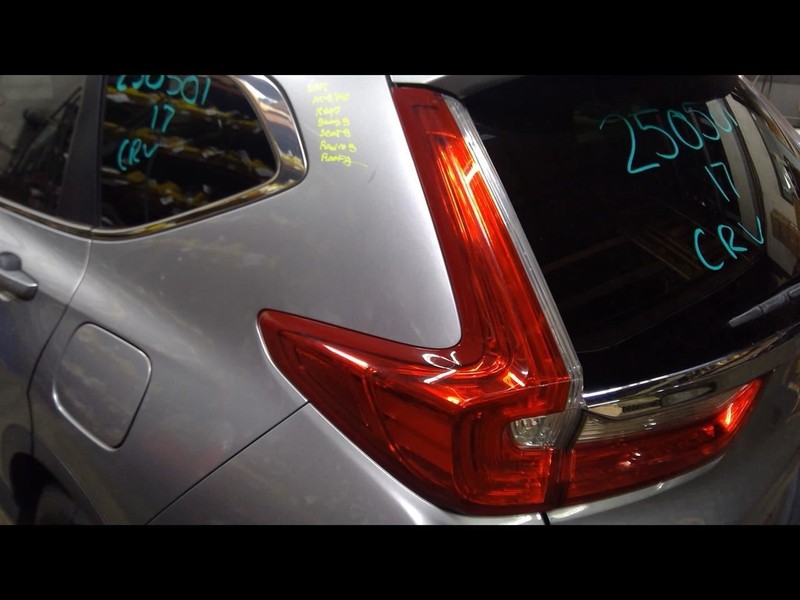 Driver Left Tail Light Quarter Mounted Fits 17-19 CR-V 1705724