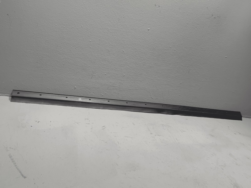 2021 - 2023 NISSAN ROGUE RIGHT PASSENGER SIDE ROCKER MOLDING COVER PANEL OEM