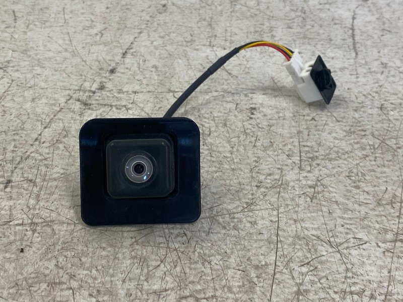 2007-2012 MERCEDES GL450 REAR VIEW BACKUP CAMERA OEM LOT635