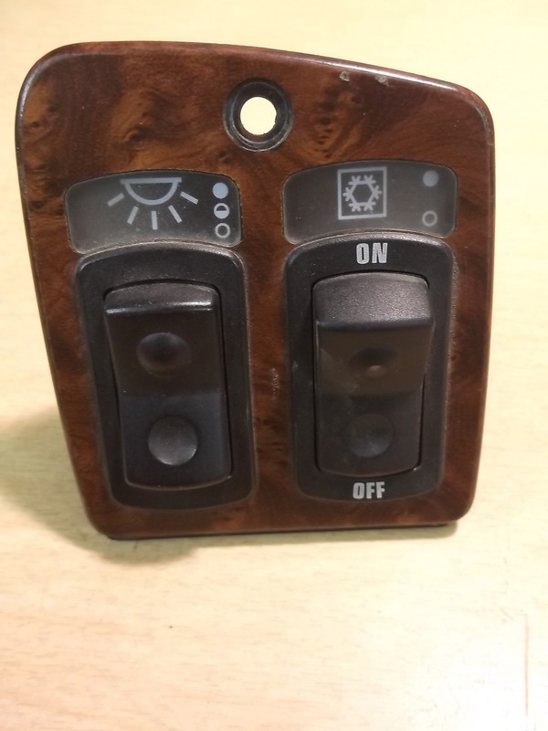 Kenworth Light AC Switch S64-1034R 966467 S64-1010-R 00856AA *FREE SHIPPING