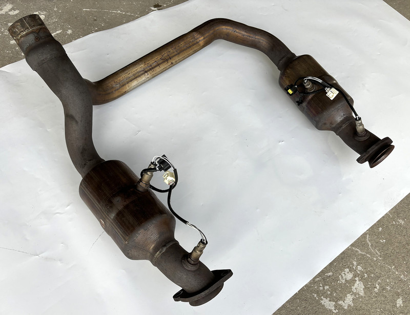 ✅ 2013-24 RAM 1500 HEMI 5.7 Converter EXHAUST SYSTEM & CONVERTER Y PIPE OEM 50K