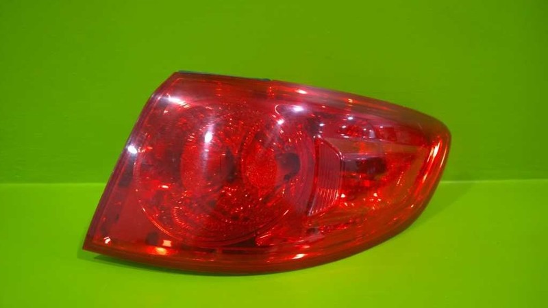 07 08 09 SANTA FE PASSENGER RIGHT QUARTER MOUNT TAILLIGHT LAMP OEM 3327-27