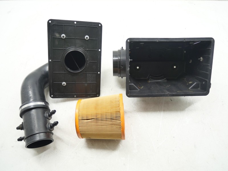 Used Passenger Right Air Intake Cleaner Filter Box MAF 2016-2021 McLaren 570 OEM
