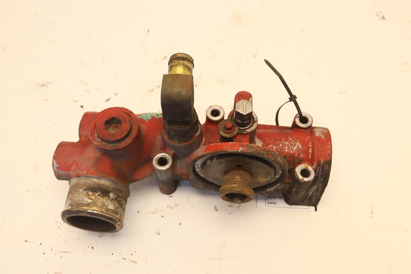 2013-2017 PETERBILT 579 CUMMINS ISX15 WATER COOLANT INLET CONNECTION OEM