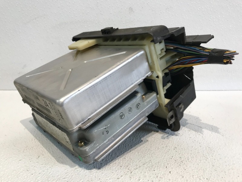1999 VOLVO S70 TRANSMISSION CONTROL MODULE COMPUTER UNIT OEM TCU TCM P09472349
