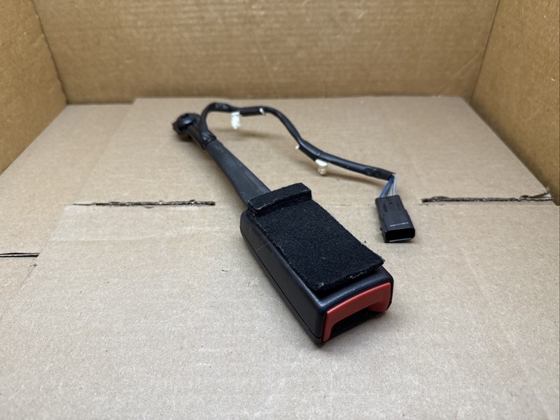 2015-2024 Ford Edge Front Right Passenger Side Seat Belt Seatbelt Buckle Black