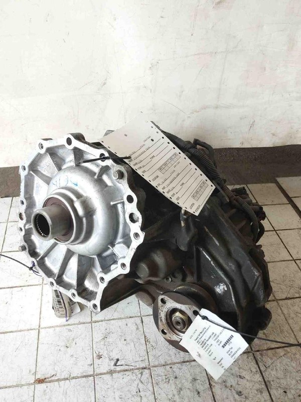 Transfer Case INFINITI QX56 04 05 06 07