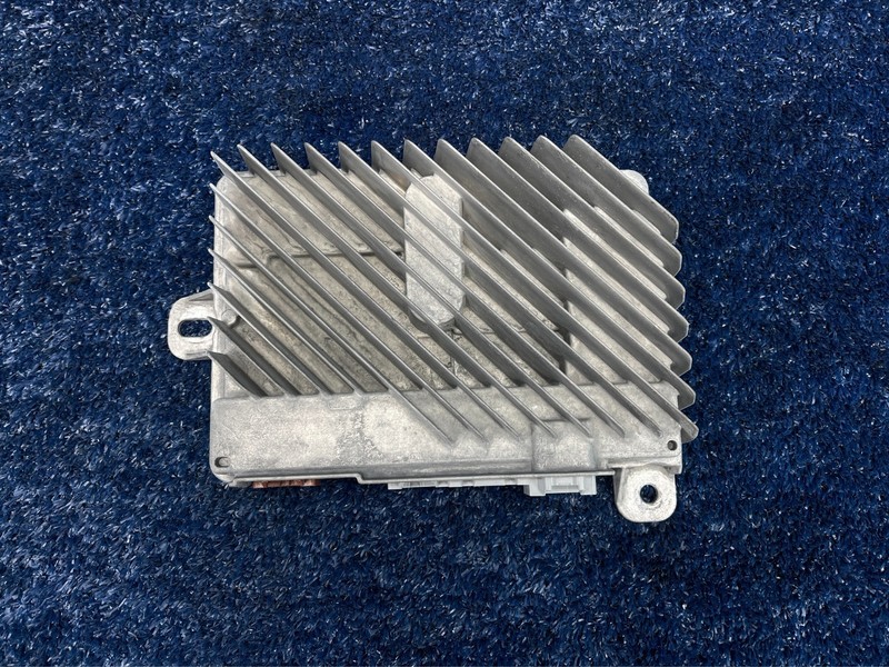 2017–2019 Cadillac XT5 BOSE Audio System Amplifier OEM 84503527