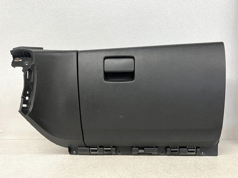 ⭐19-23 GMC ACADIA DENALI DASH GLOVE BOX STORAGE COMPARTMENT BLACK OEM LOT2689