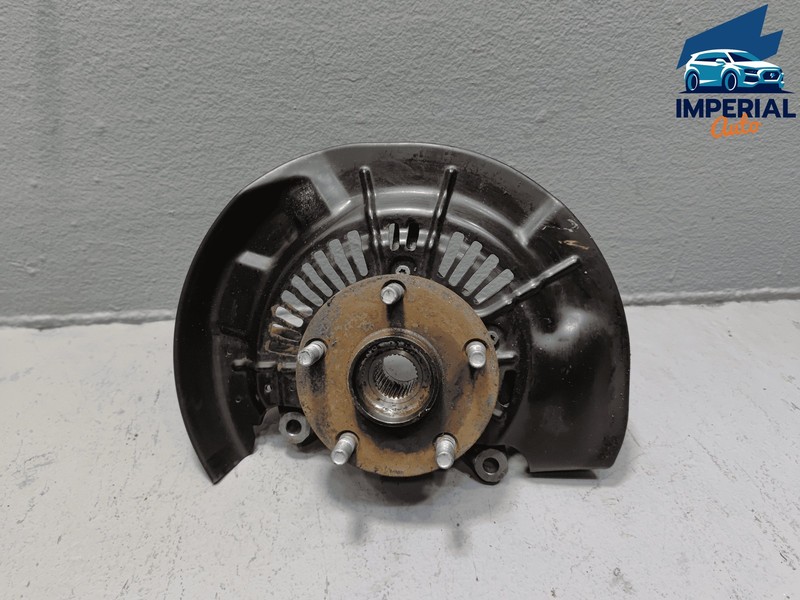 TOYOTA HIGHLANDER FRONT LEFT DRIVER SIDE SPINDLE KNUCKLE HUB OEM 2010 - 2019