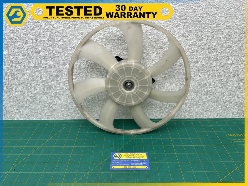 10-17 Toyota Prius V ENGINE RADIATOR COOLING FAN W/ MOTOR OEM