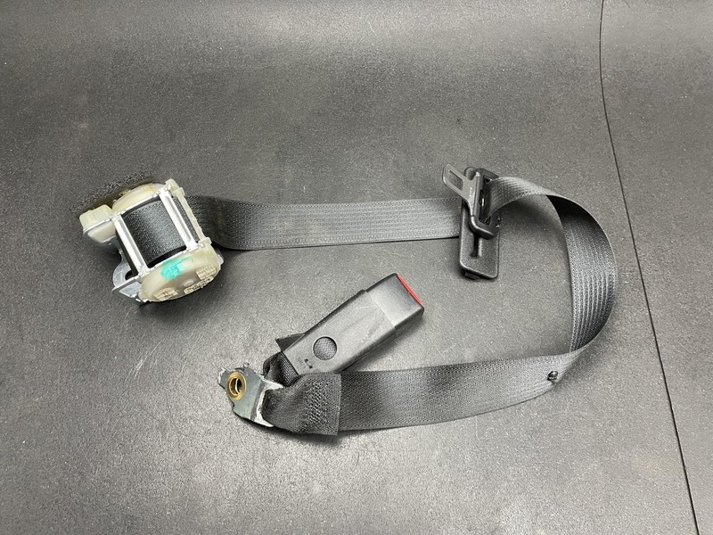 Rear Center Seat Belt Retractor w/ Buckle 2019 Dodge Charger 5UZ241X9AB 15 - 18