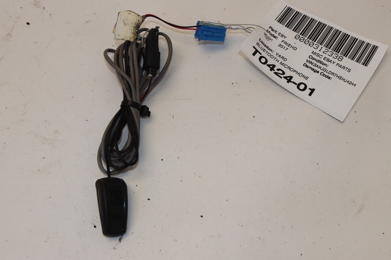 08-17 FREIGHTLINER CASCADIA 125 P3 BLUETOOTH CABLE W/ MIC MICROPHONE OEM