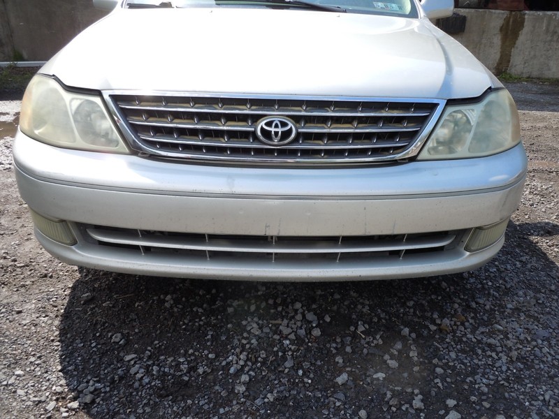 2003 2004 Toyota Avalon Front Bumper Cover W/ Grilles & Fogs