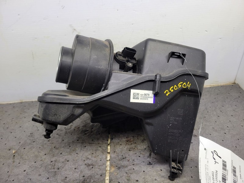 Air Cleaner Gasoline Fits 16-18 CRUZE 1706800