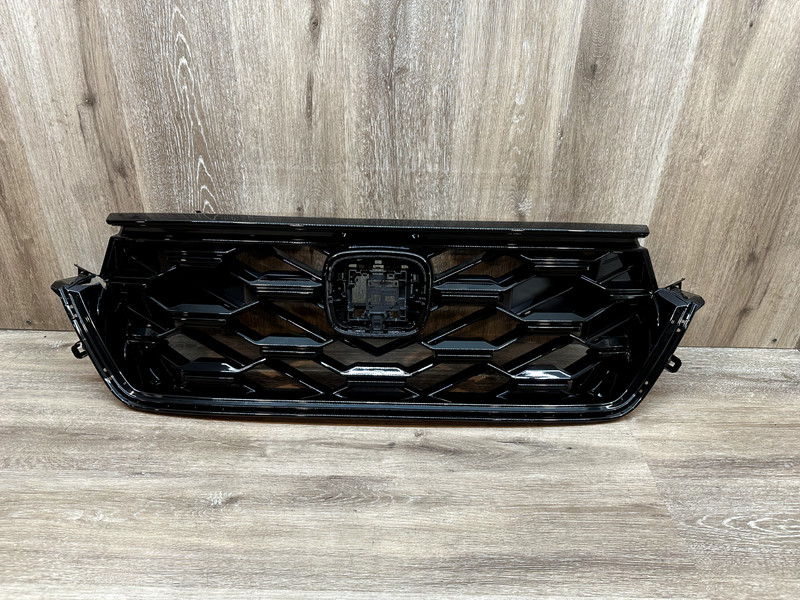 2023-24 HONDA CR-V GRILLE ASSY OEM PART#71200-3D4-A31