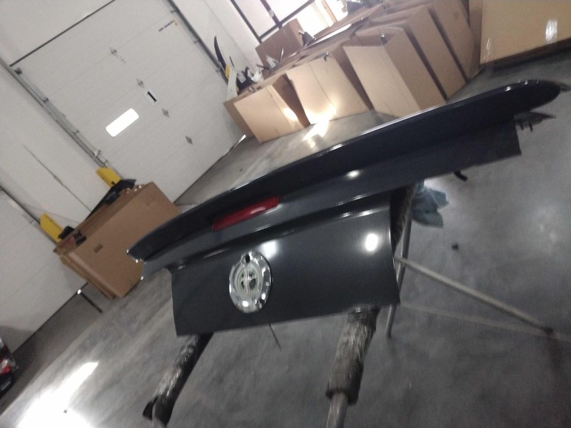2007 Ford Mustang Deck Lid Trunk Lid Grey OEM Good Condition 2DR CPE