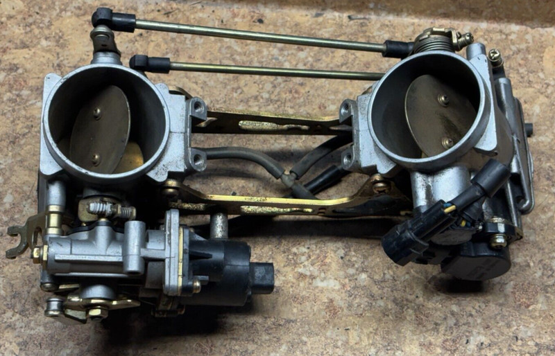 2003 Suzuki SV1000 Fuel Injector Throttle Body Intake SV1000SK3 SV 1000 SK3 B8