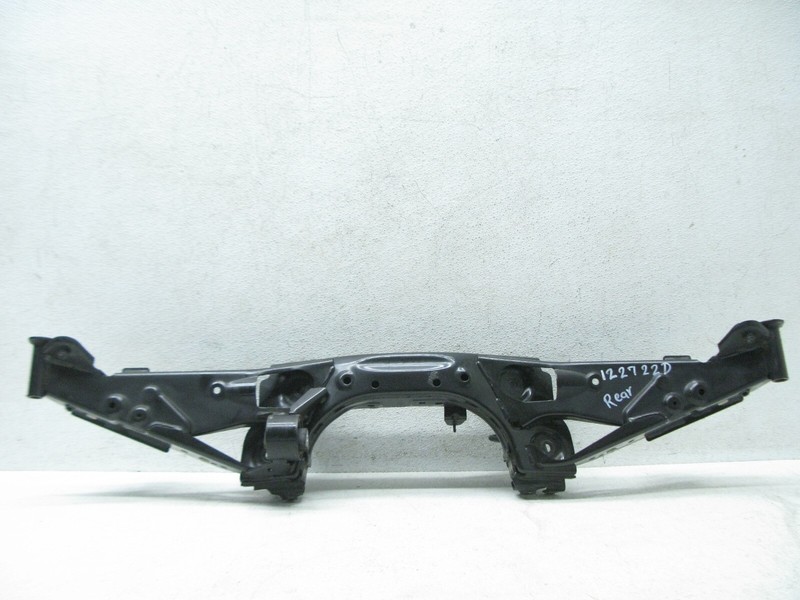 16-20 BMW F48 X1 18-23 X2 AWD SUSPENSION SUBFRAME CROSSMEMBER REAR OEM 122722D