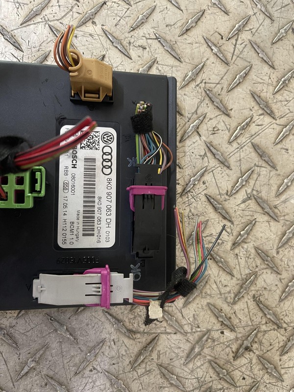2013-2015 AUDI A5 Q5 ONBOARD SUPPLY CONTROL MODULE 8K0907063DH OEM