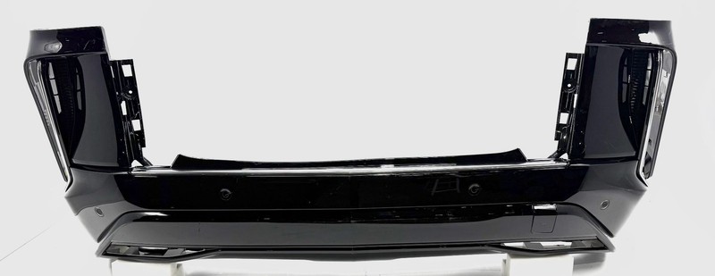 2023 Cadillac Lyriq Rear Bumper Assembly Black GB8 No Sensor Scratch Cut Harness