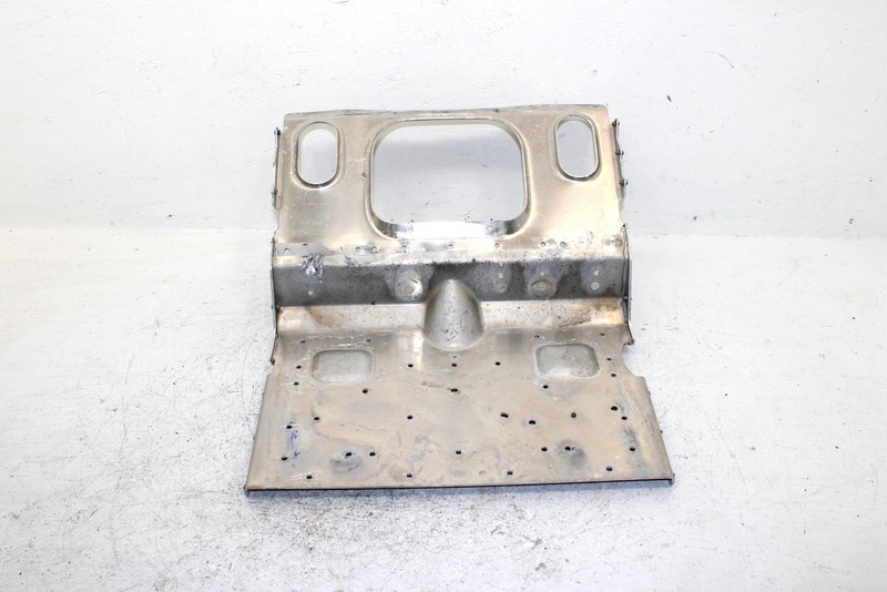 1999 Yamaha Vmax 600 Sx Oem Lower Frame Bracket 8DG-21940-09-00 SY5