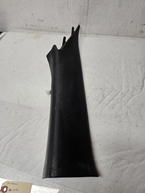 2014-2015 CHEVROLET CAMARO COUPE FRONT RIGHT PASSENGER A PILLAR TRIM OEM 162632