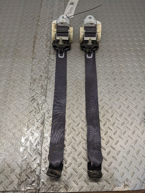 11-15 Camaro Black Rear Driver LH RH Passenger Back Seat Belt 2x Pair Re 1192530