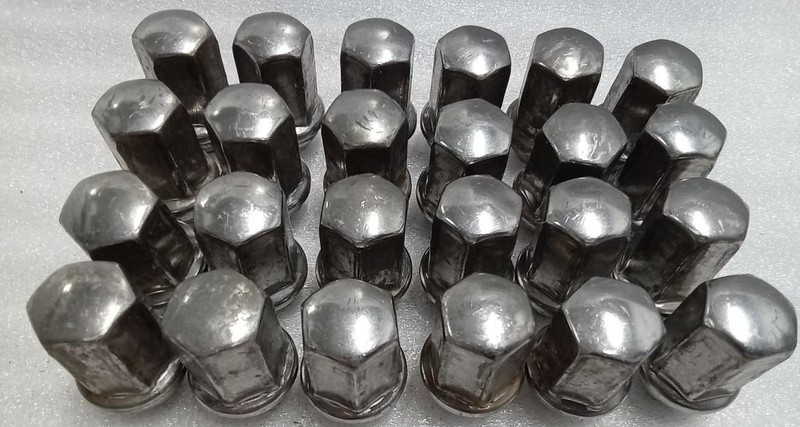 2007-2024 Silverado Sierra 2500 3500 Escalade Canyon Lug Nuts 9596070