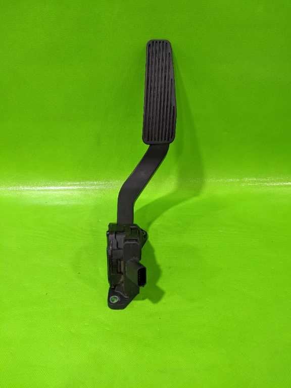 07-10 CHRYSLER 300 GAS ACCELERATOR PEDAL OEM 4254-6