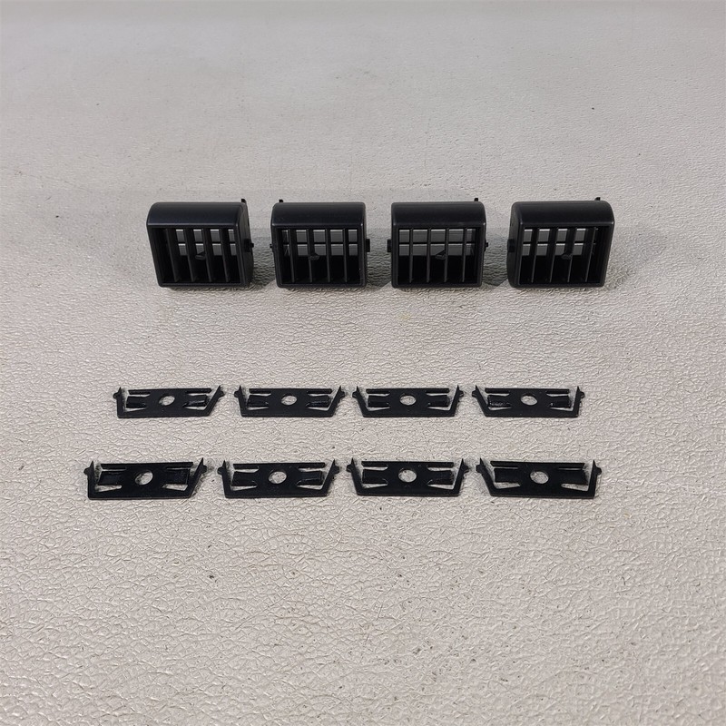 84-89 Corvette C4 Center Dash Bezel Vents & Retainers Aa7466