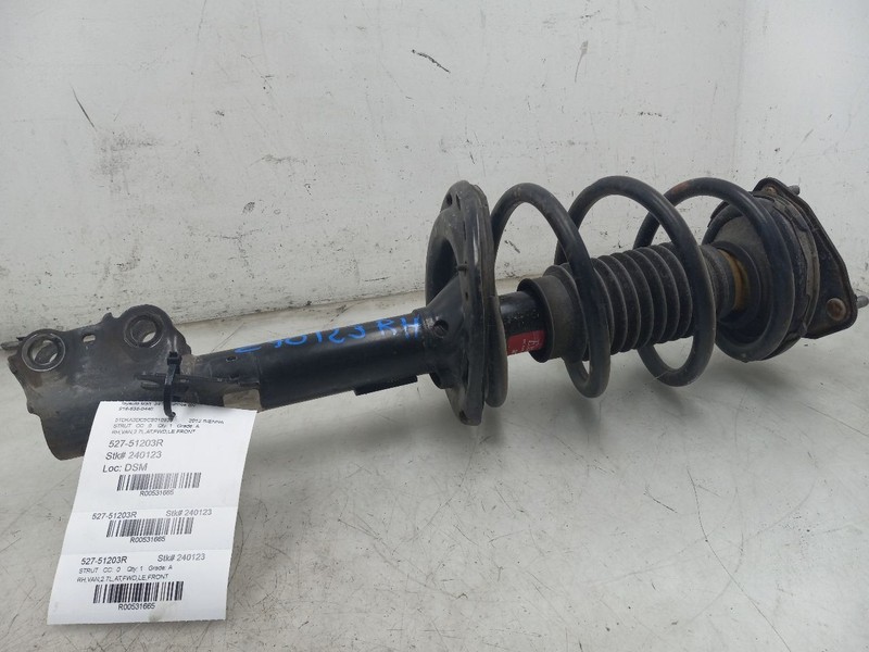 11-13 TOYOTA SIENNA LE 2.7L FWD AT PASSENGER SIDE FRONT STRUT ASSEMBLY