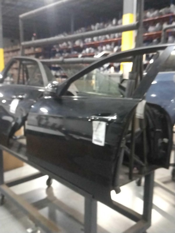 2015 Mercedes-Benz E-Class Left Front Door Black 4DR SED 120k Miles OEM