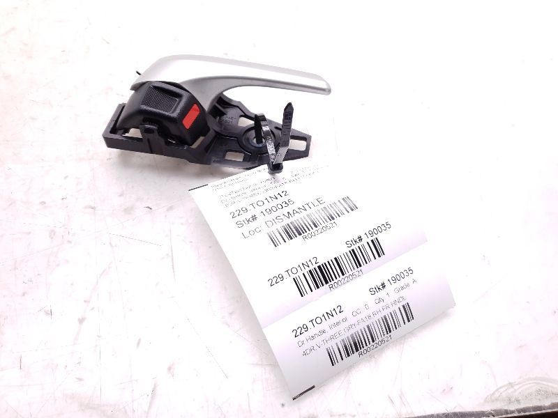 2012 TOYOTA PRIUS V THREE PASSENGER SIDE FRONT INTERIOR DOOR HANDLE