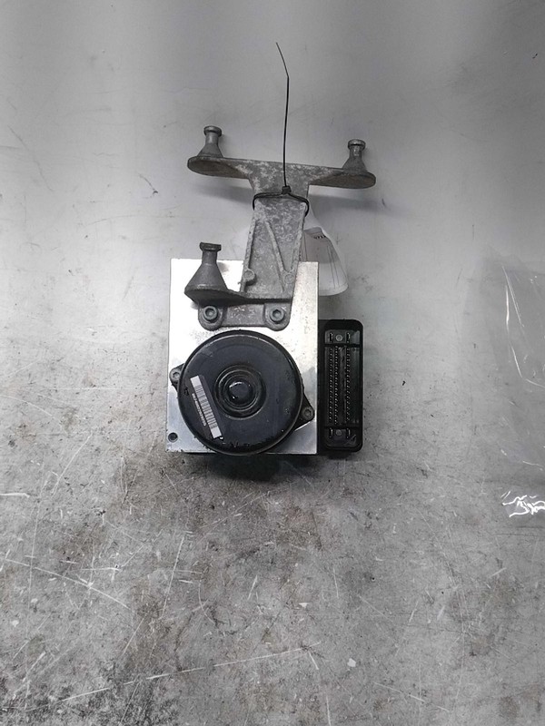 2006 Mercedes-Benz SLK ABS Pump & Motor Assembly OEM Silver 70K Miles