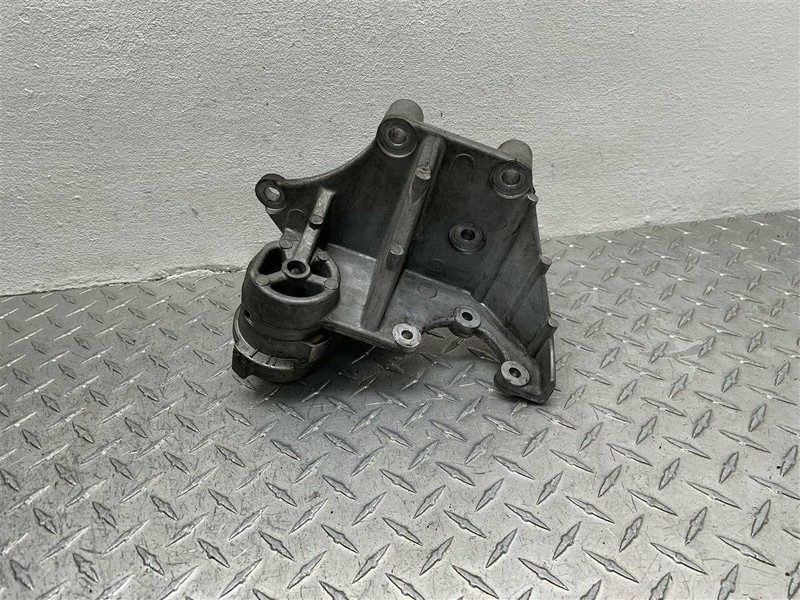 02-09 CHEVROLET TRAILBLAZER ENVOY POWER STEERING PUMP BRACKET OEM 24577495