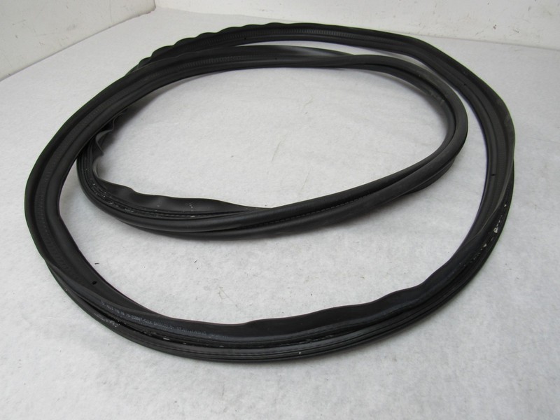 Mercedes E63 S W213 2018 Wagon Rear Tailgate Trunk Weatherstrip Seal 18-20 ; :O