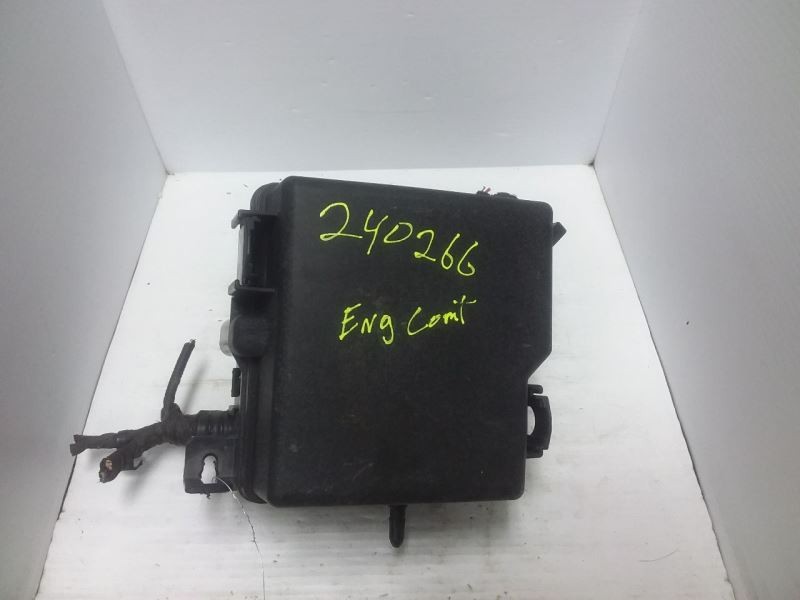 Fuse Junction Box Engine AWD Fits 16-18 SORENTO 1411055